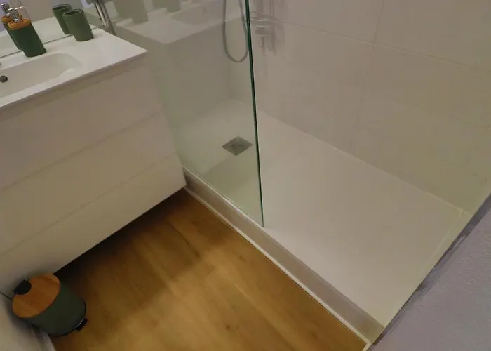 Appartement Climatisé Avec Loggia, 2 Pièces, 4 Pers, 2 Clés à - Fr-1-472a-248 Sète