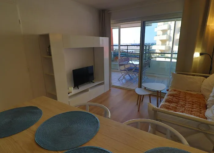 Climatisé Avec Loggia, 2 Pièces, 4 Pers, 2 Clés à - Fr-1-472a-248 Appartement Sète